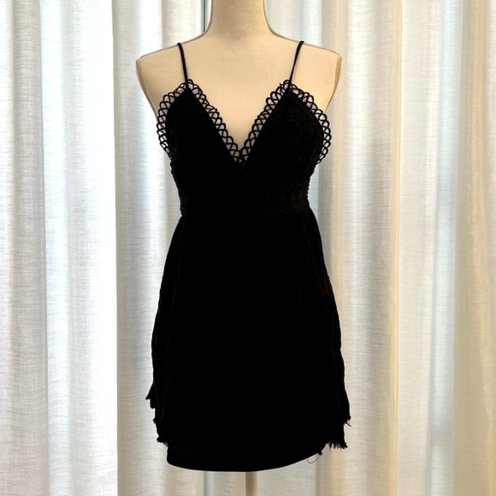 REVAMPED DRESS - Picture 2 of 10